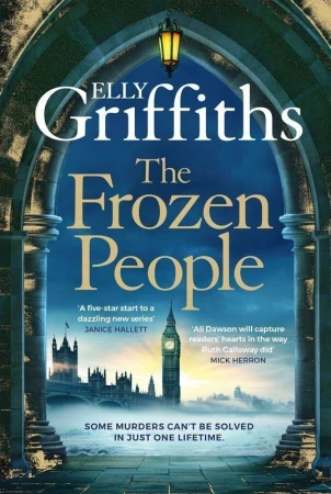 The Frozen People wer. angielska, Elly Griffiths