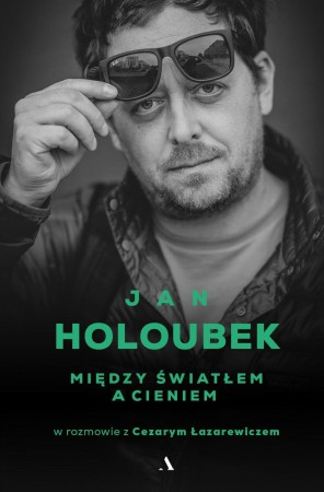 Między światłem a cieniem
