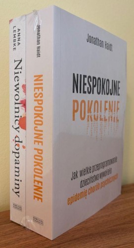 Przejdź do produktu PAKIET: NIESPOKOJNE POKOLENIE / NIEWOLNICY...