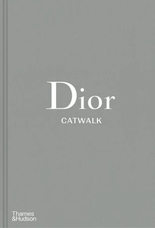 Dior Catwalk. The complete collections wer....